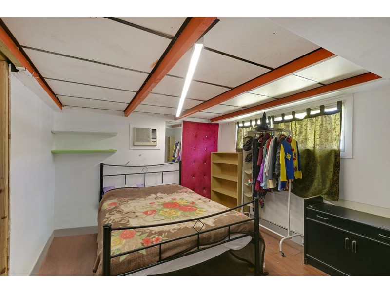 12 Buring Court, Highland Park QLD 4211