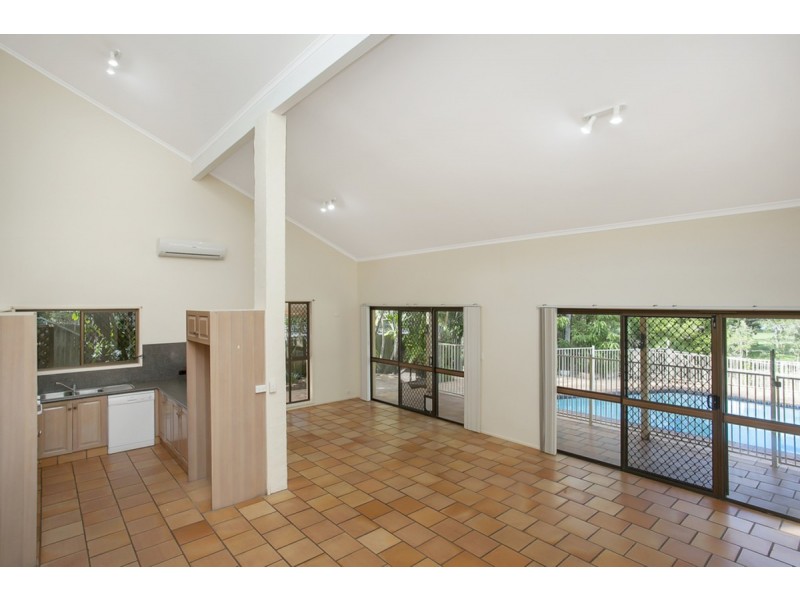 39 Bartlett  Avenue, Nerang QLD 4211