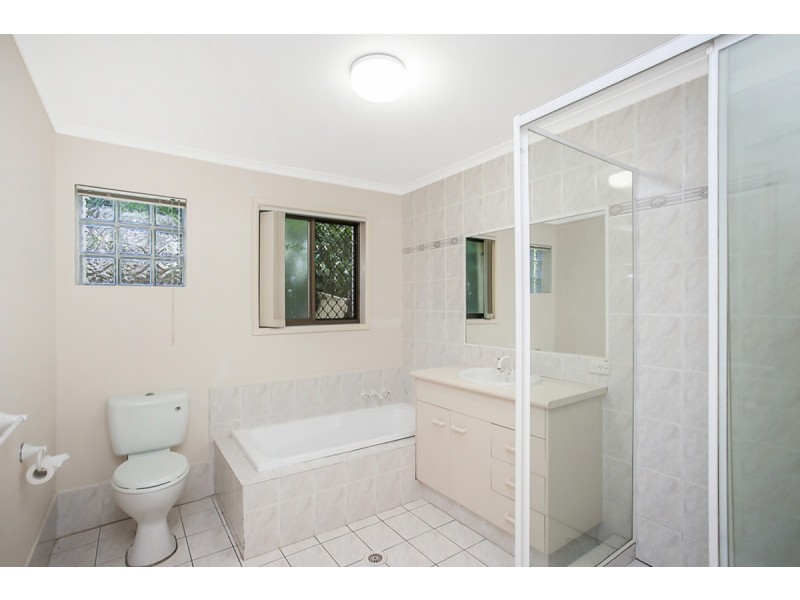 39 Bartlett  Avenue, Nerang QLD 4211