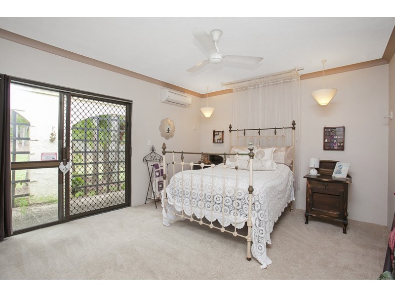 18 Yarraowee Drive, Nerang QLD 4211