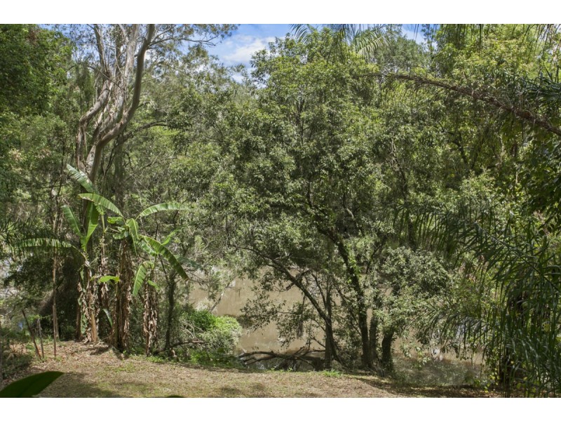 18 Yarraowee Drive, Nerang QLD 4211