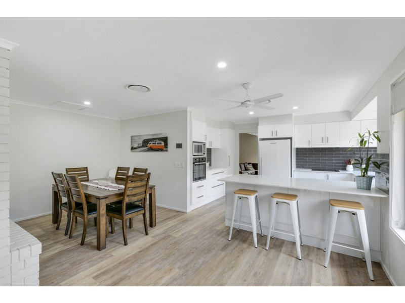 6 Cuthero Court, Highland Park QLD 4211