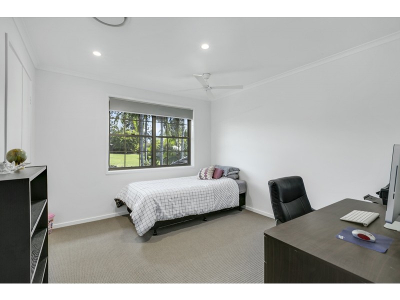 6 Cuthero Court, Highland Park QLD 4211