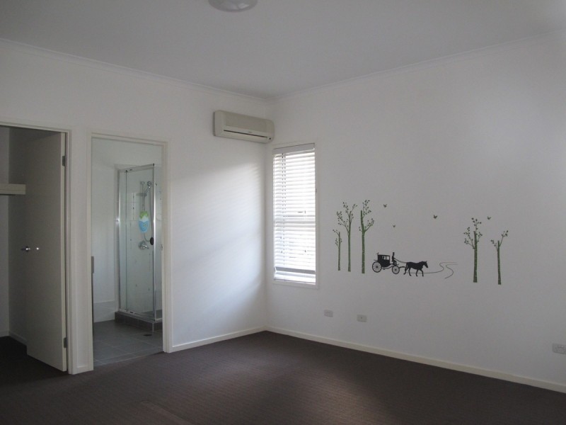 19 Kelsey Circuit, Nerang QLD 4211