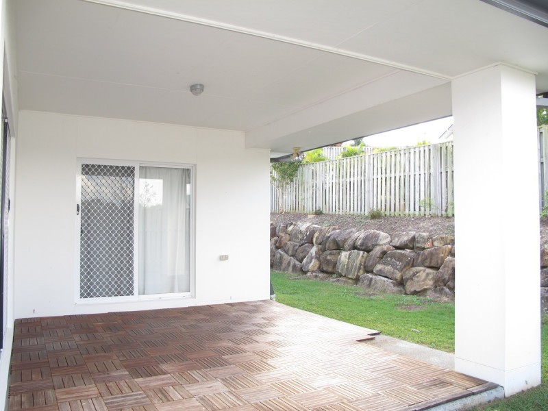 19 Kelsey Circuit, Nerang QLD 4211