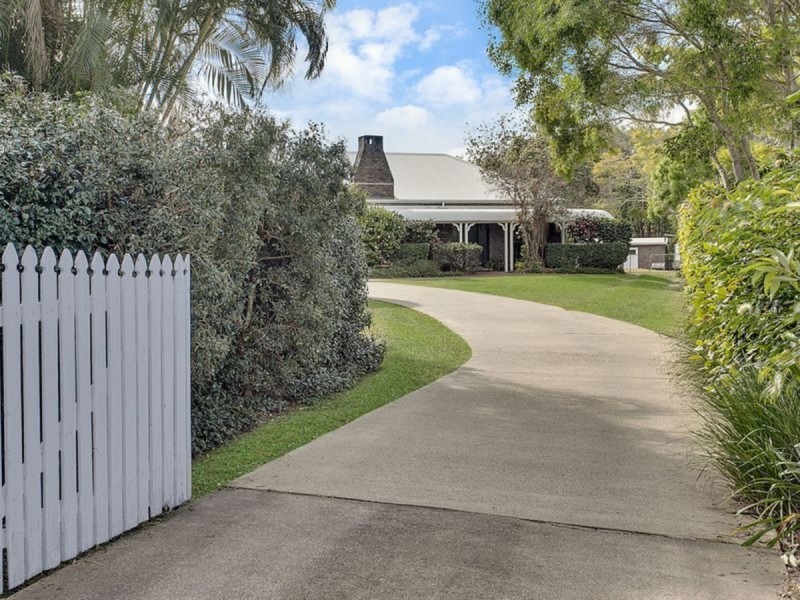 11 Oak Street, Nerang QLD 4211