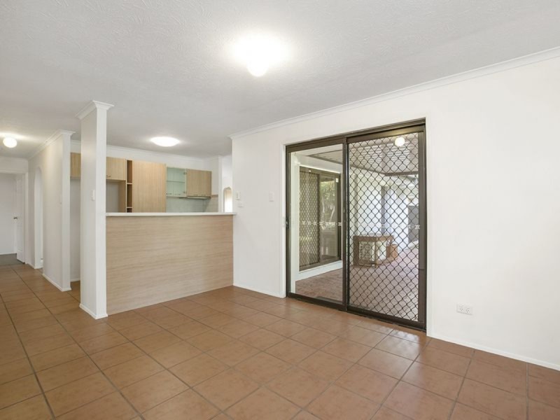 3 Cairngorm Street, Carrara QLD 4211