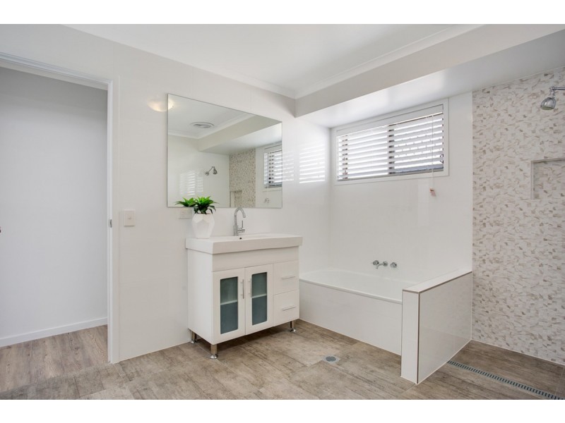 11 Ogilvie Crescent, Nerang QLD 4211