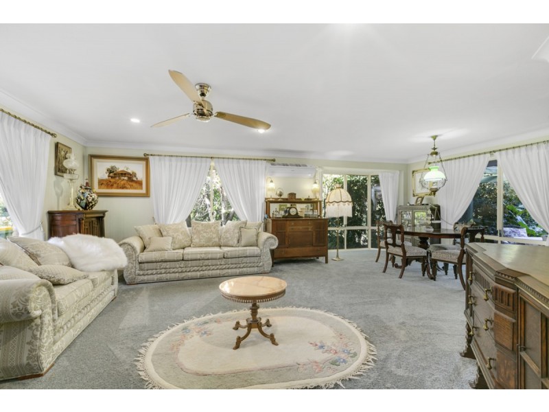 2 Newlands Court, Mount Nathan QLD 4211