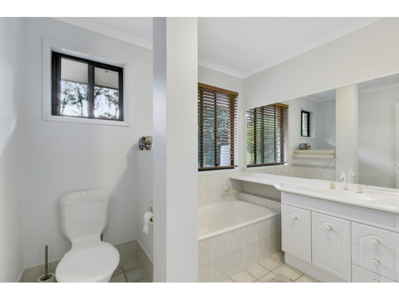 1 Byfield Court, Nerang QLD 4211