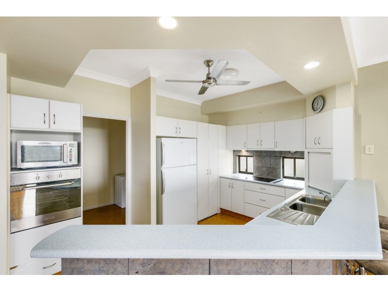 106 Armstrong Way, Highland Park QLD 4211