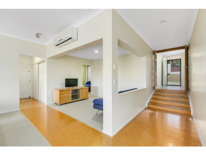 106 Armstrong Way, Highland Park QLD 4211