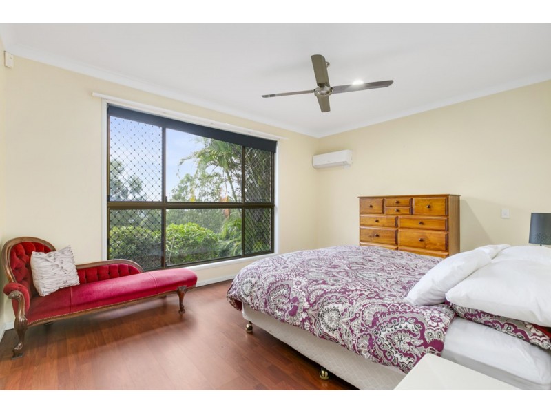 106 Armstrong Way, Highland Park QLD 4211