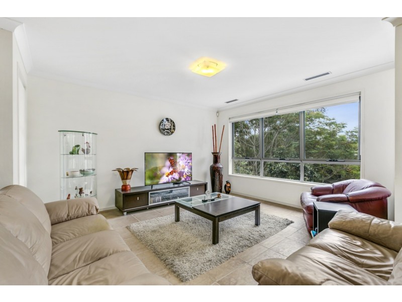 3304 Central Place, Carrara QLD 4211