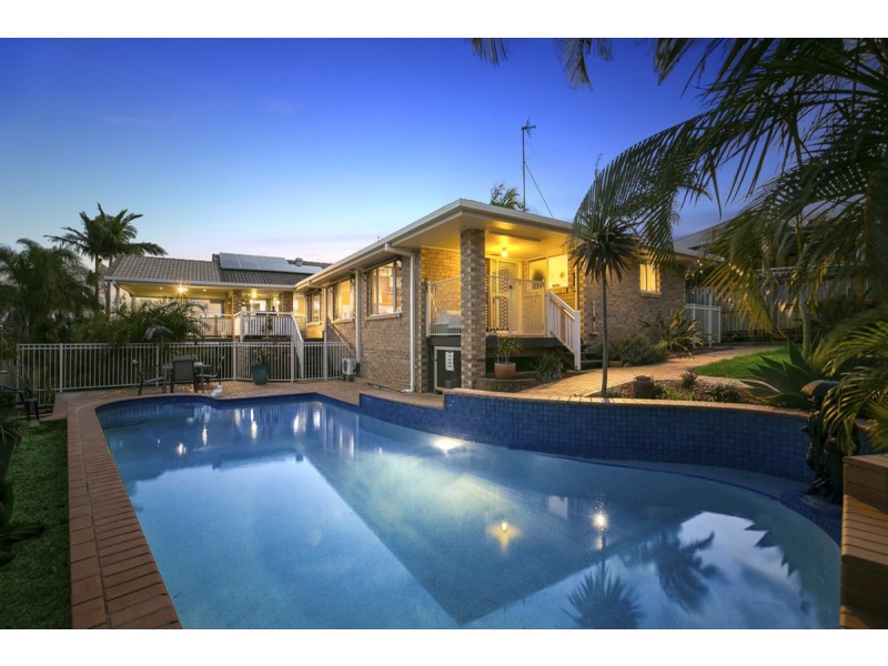 3 Wideview Court, Carrara QLD 4211