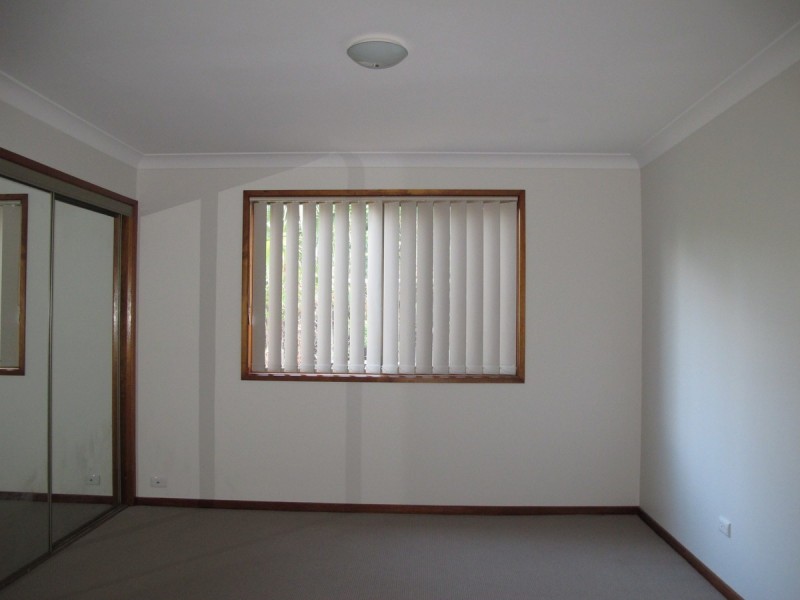 24 Explorers Way, Highland Park QLD 4211