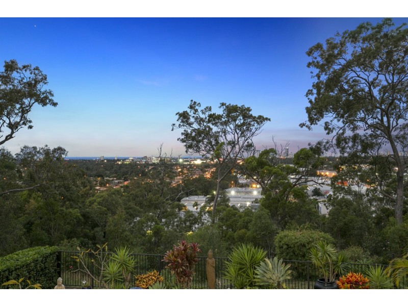 19 Zane Street, Molendinar QLD 4214