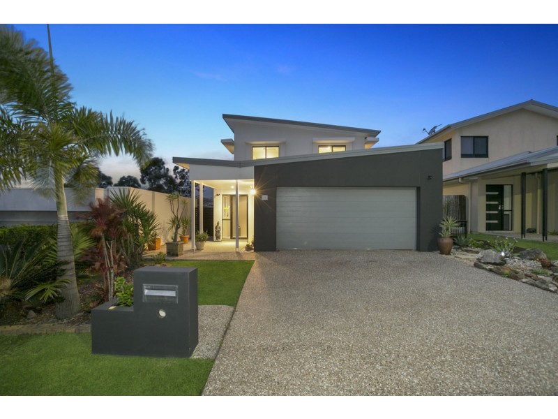 19 Zane Street, Molendinar QLD 4214