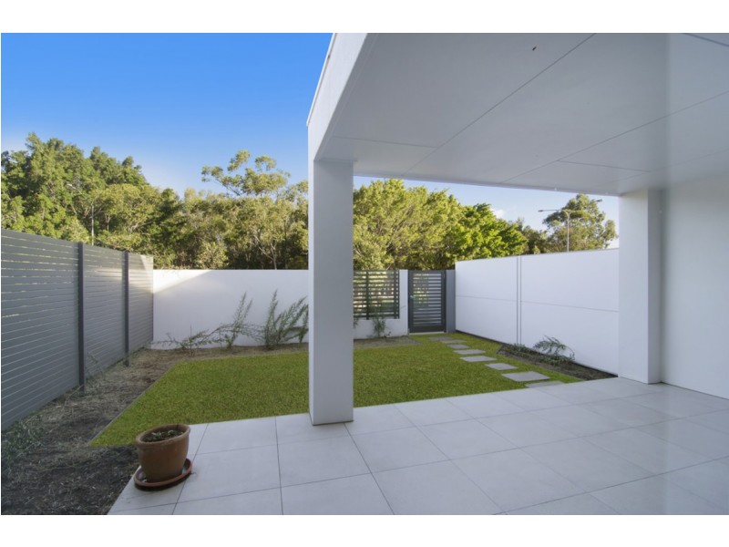 10 Florabella Drive, Robina QLD 4226