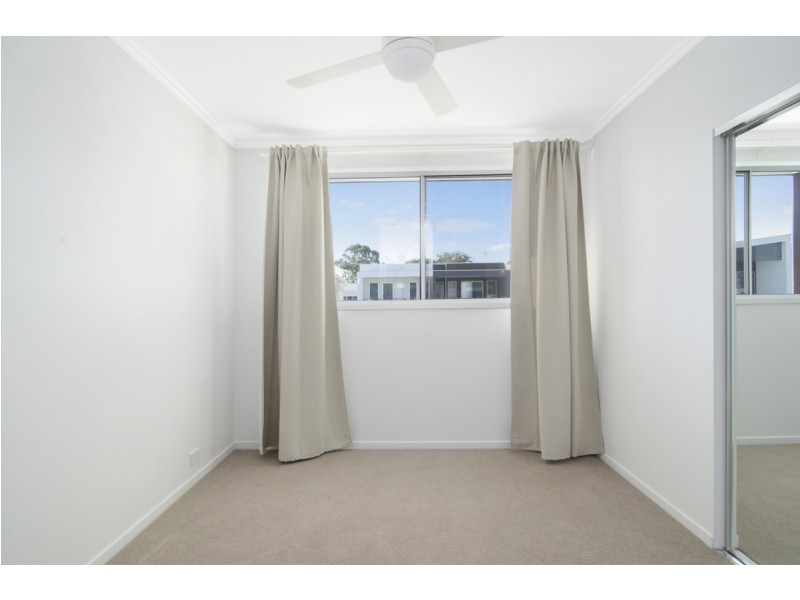 10 Florabella Drive, Robina QLD 4226