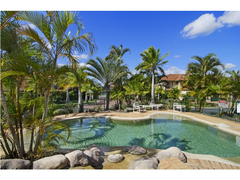 52/152 Palm Meadows Drive, Carrara QLD 4211