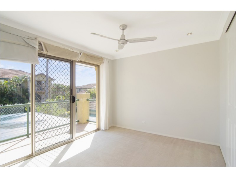 52/152 Palm Meadows Drive, Carrara QLD 4211