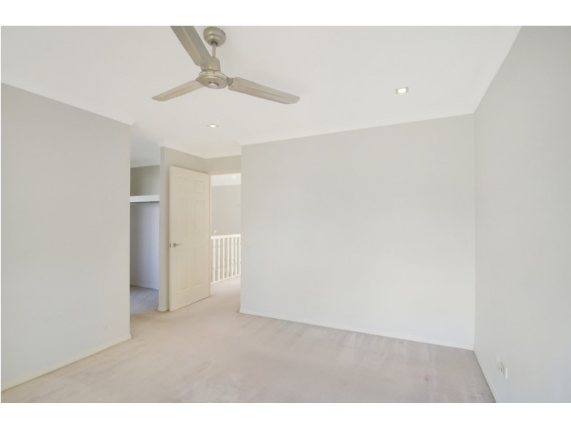 52/152 Palm Meadows Drive, Carrara QLD 4211