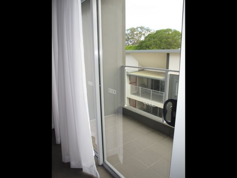 64/1 Boulton Drive, Nerang QLD 4211