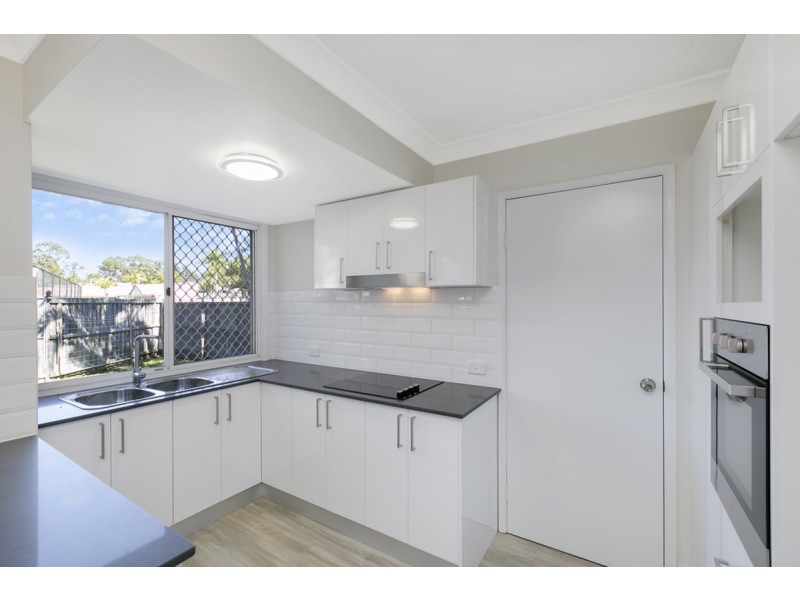 50/2 St Kevins Avenue, Benowa QLD 4217