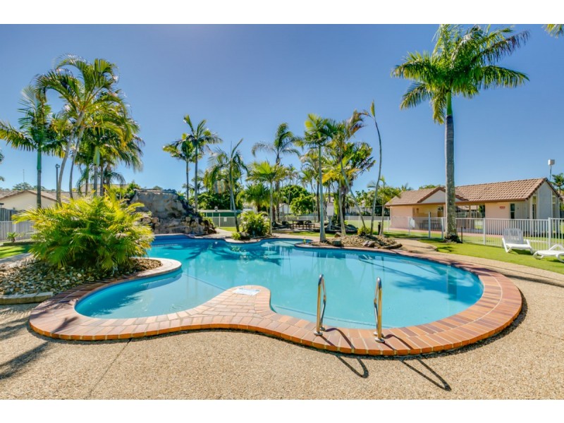 50/2 St Kevins Avenue, Benowa QLD 4217