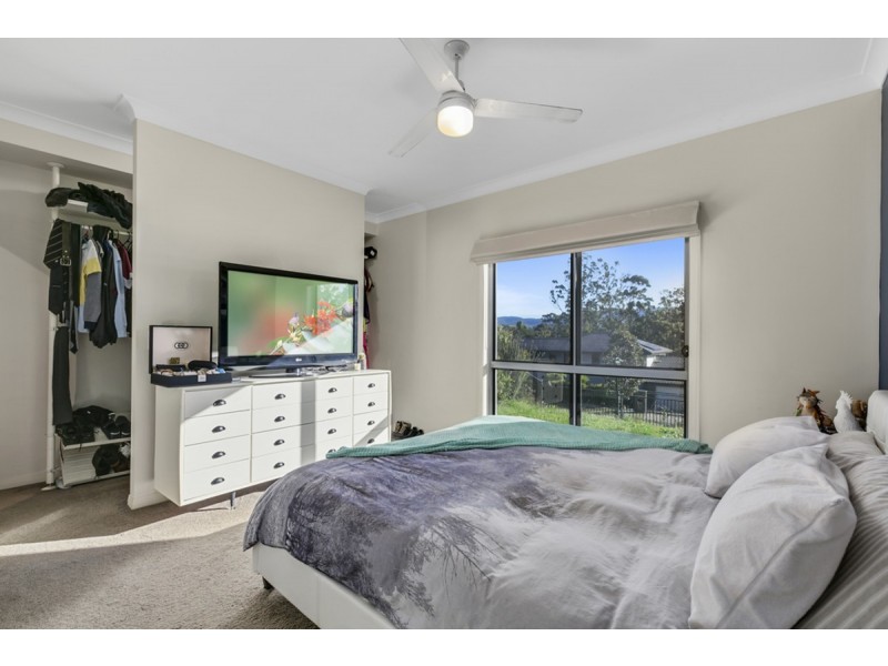 1 Sunbird Court, Gilston QLD 4211