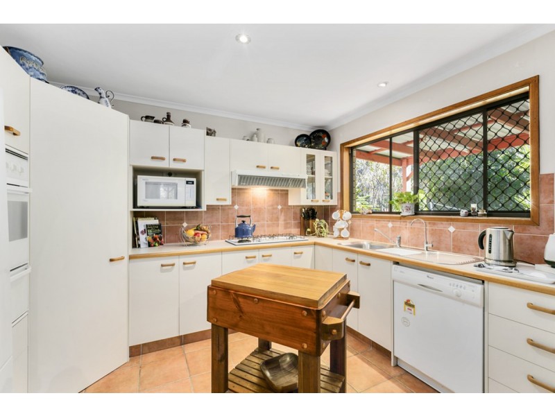 10 Wandin Street, Nerang QLD 4211