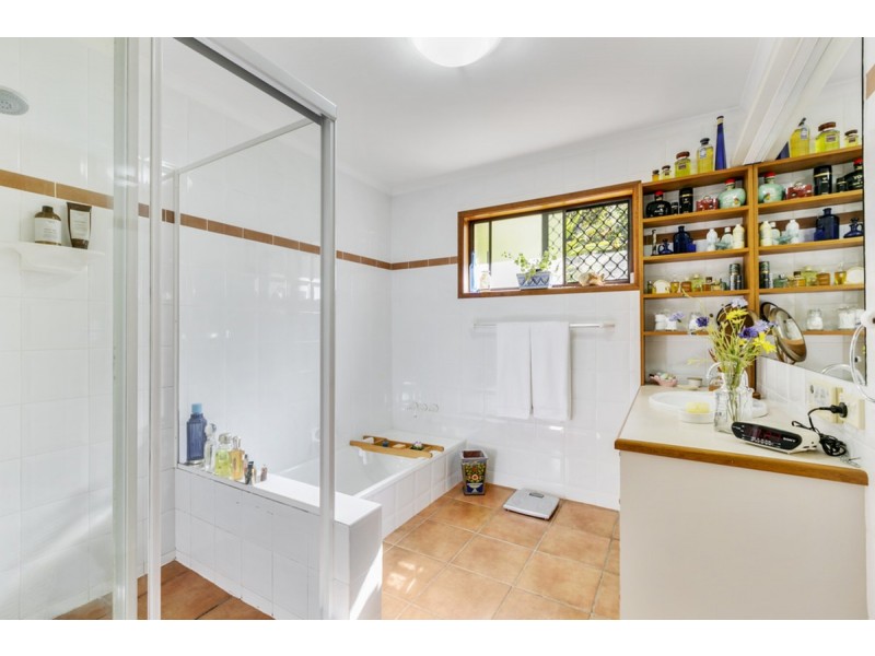 10 Wandin Street, Nerang QLD 4211