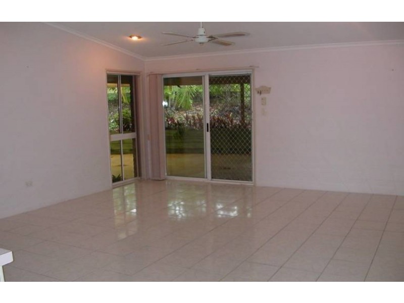 5 Minugh Court, Carrara QLD 4211