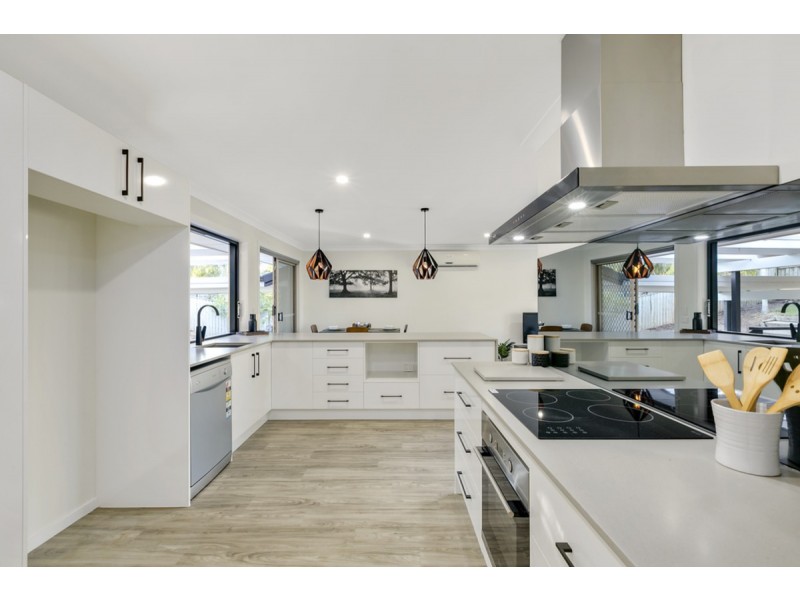 11 Marble Drive, Carrara QLD 4211