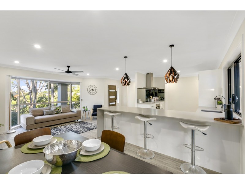 11 Marble Drive, Carrara QLD 4211