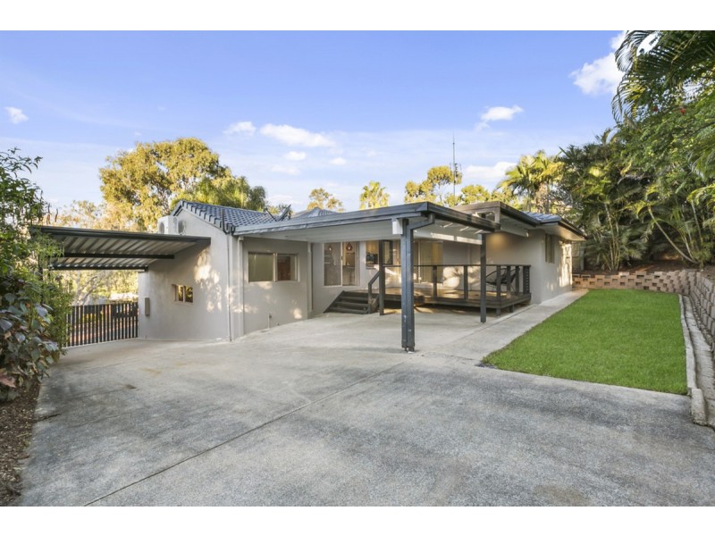 11 Marble Drive, Carrara QLD 4211