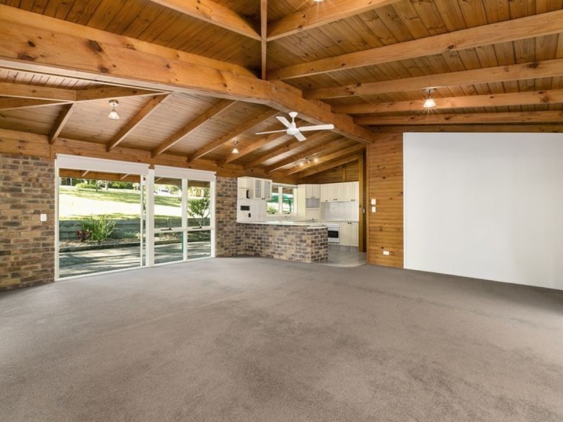 11 Winderadeen Court, Nerang QLD 4211