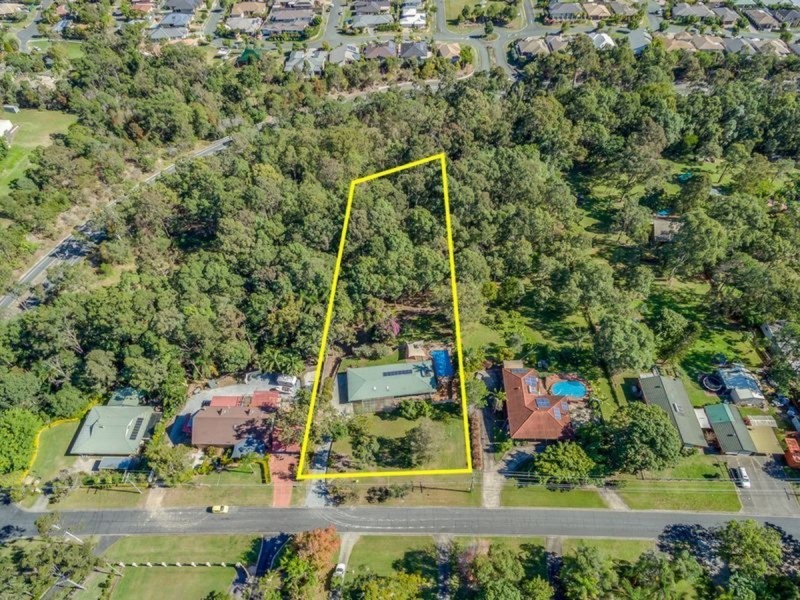 11 Winderadeen Court, Nerang QLD 4211
