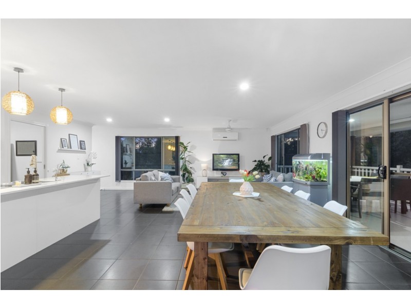 4 Pitta Court, Gilston QLD 4211