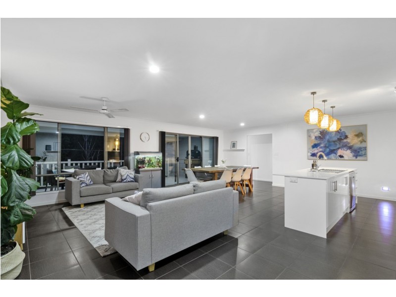 4 Pitta Court, Gilston QLD 4211