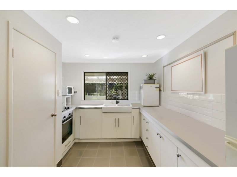 27 Yarrayne Road, Nerang QLD 4211