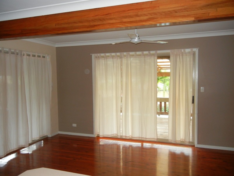 6 Missouri Way, Oxenford QLD 4210