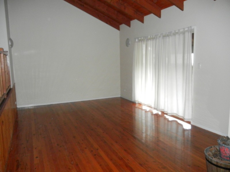 6 Missouri Way, Oxenford QLD 4210