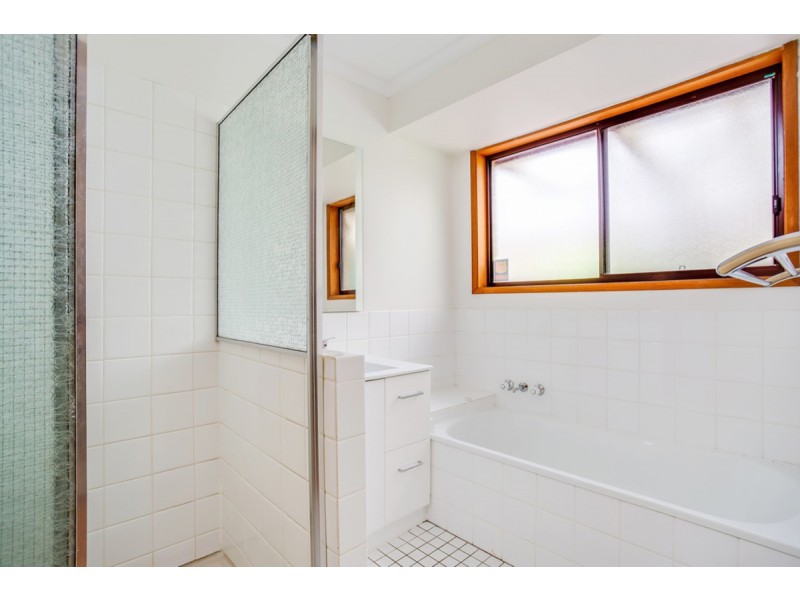 1/23 Richard Crescent, Highland Park QLD 4211