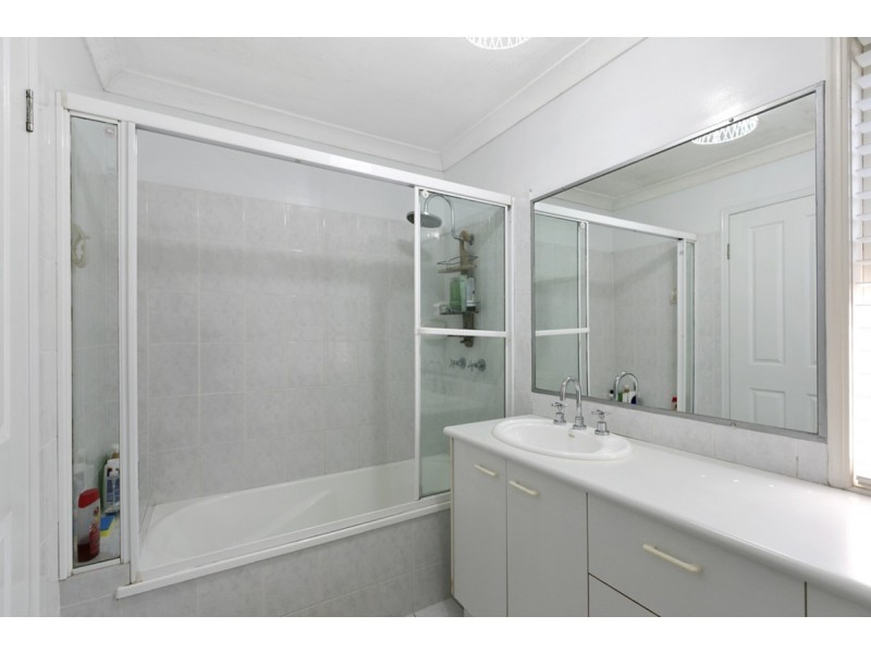 2/19 Thornleigh Drive, Varsity Lakes QLD 4227