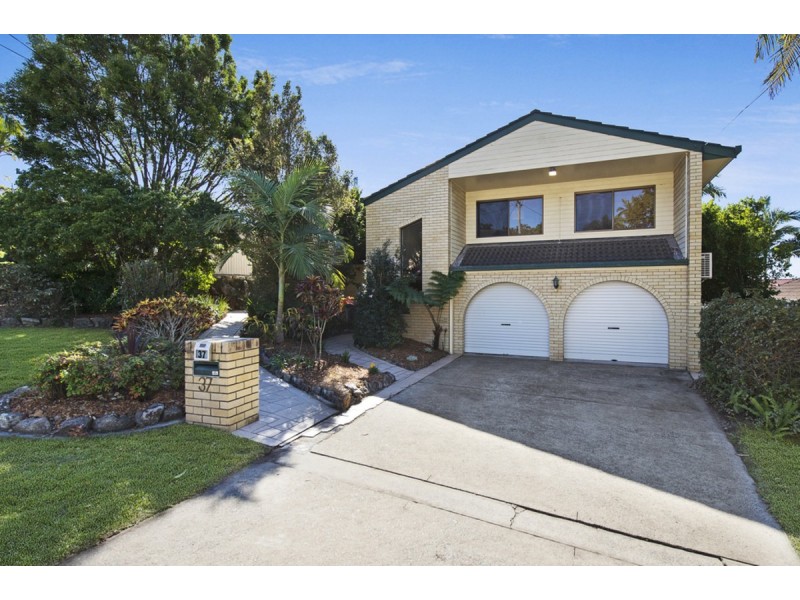 37 Baroona Street, Rochedale South QLD 4123