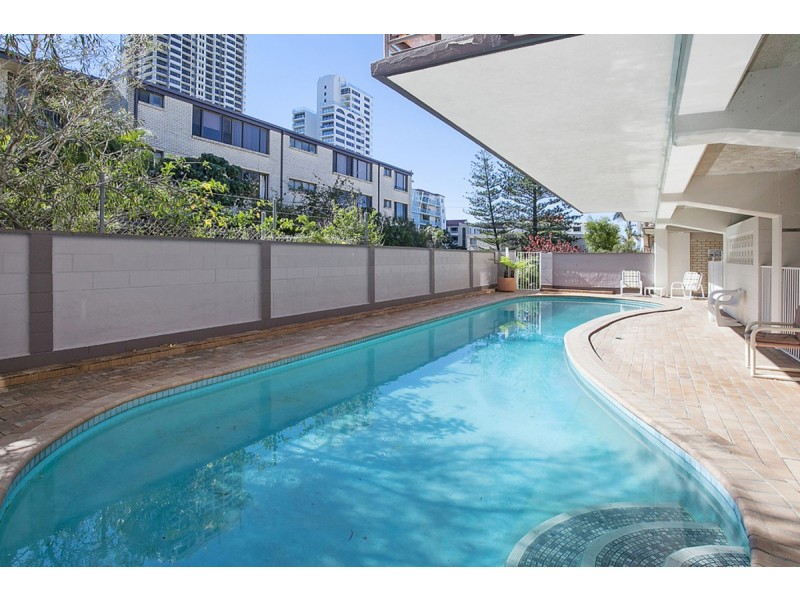 2/29 Old Burleigh Road, Surfers Paradise QLD 4217