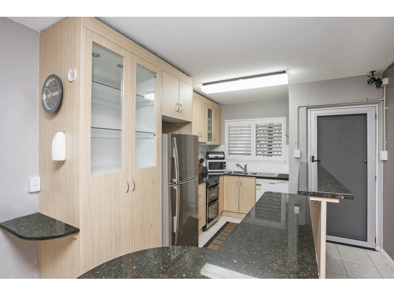 2/29 Old Burleigh Road, Surfers Paradise QLD 4217