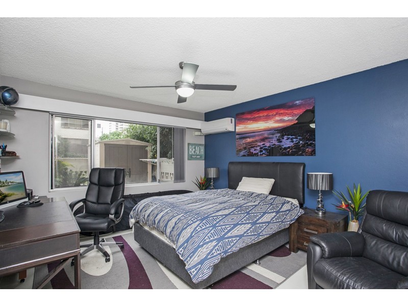 2/29 Old Burleigh Road, Surfers Paradise QLD 4217